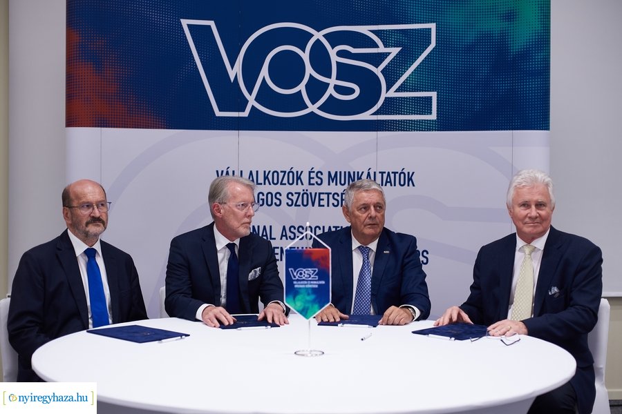 TOPVOSZ aláírás 20240904