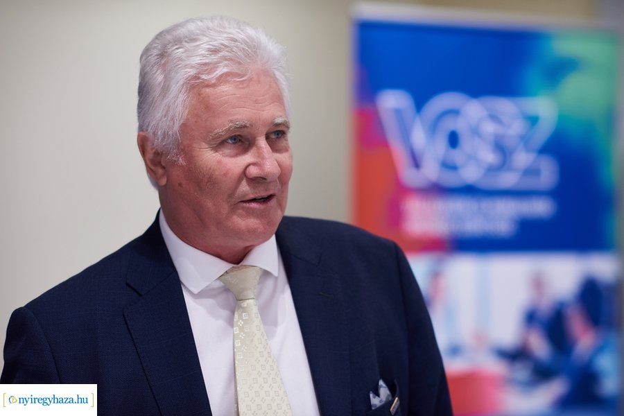 TOPVOSZ aláírás 20240904