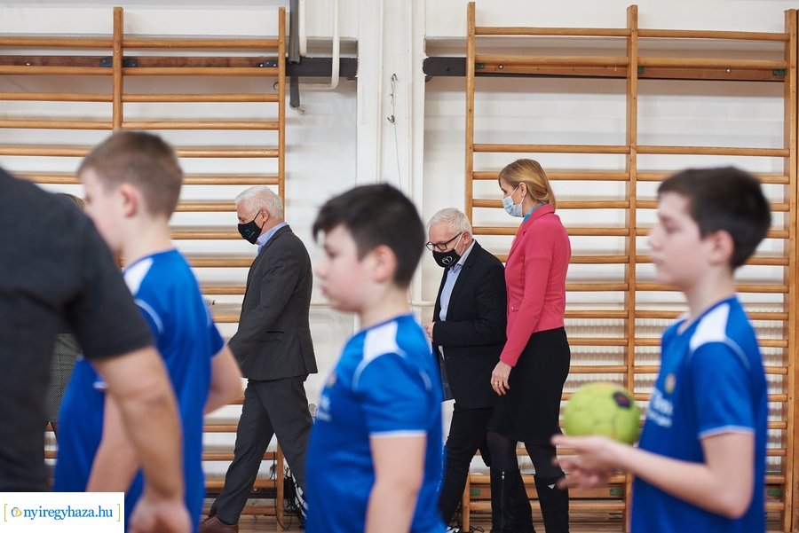 Tornaterem fejlesztés a Petőfi Sándor iskolában