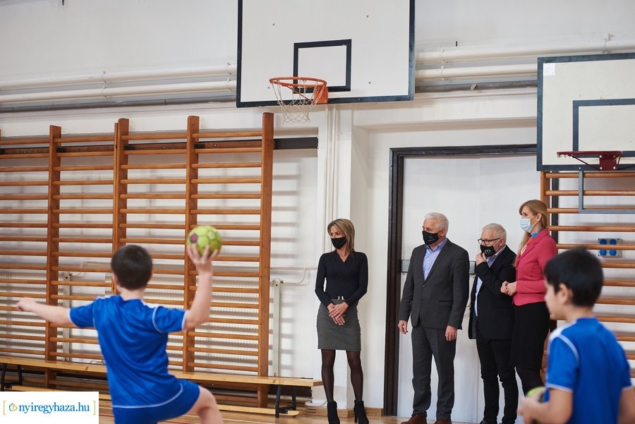 Tornaterem fejlesztés a Petőfi Sándor iskolában