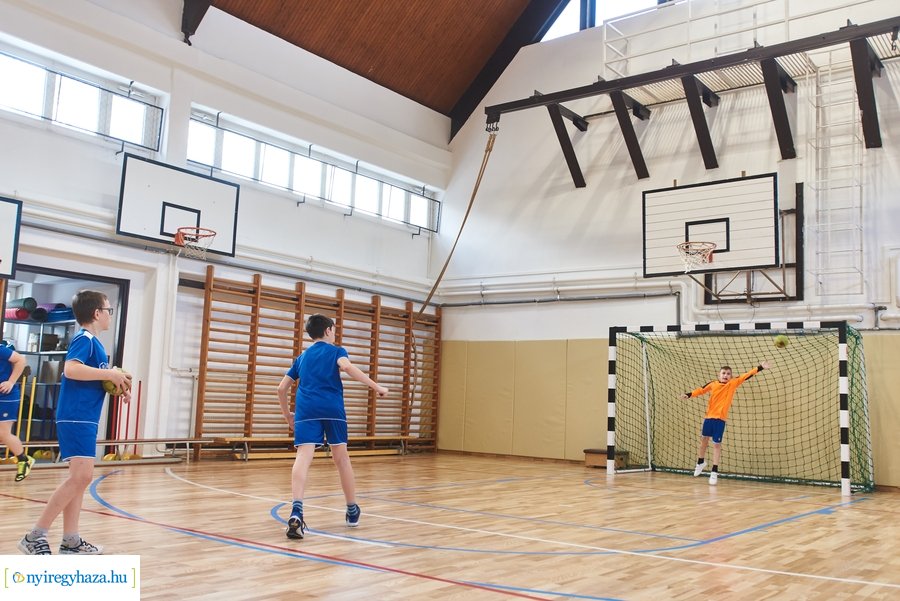 Tornaterem fejlesztés a Petőfi Sándor iskolában