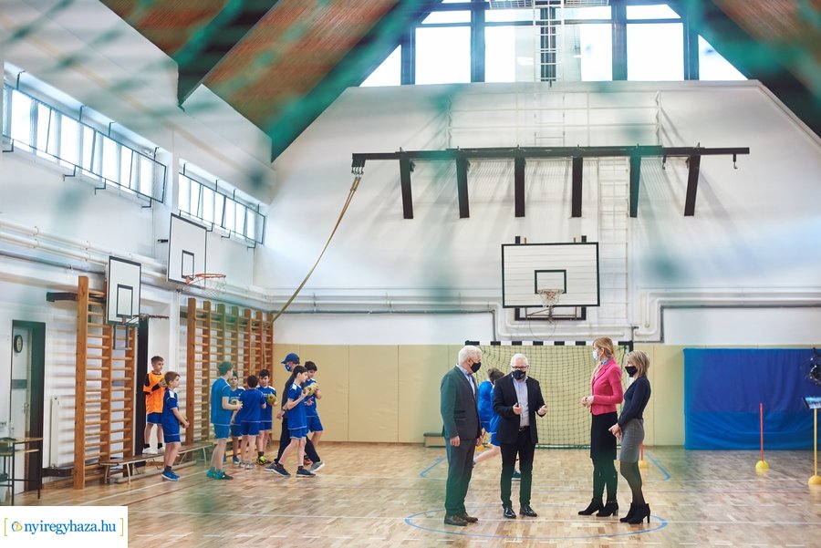 Tornaterem fejlesztés a Petőfi Sándor iskolában