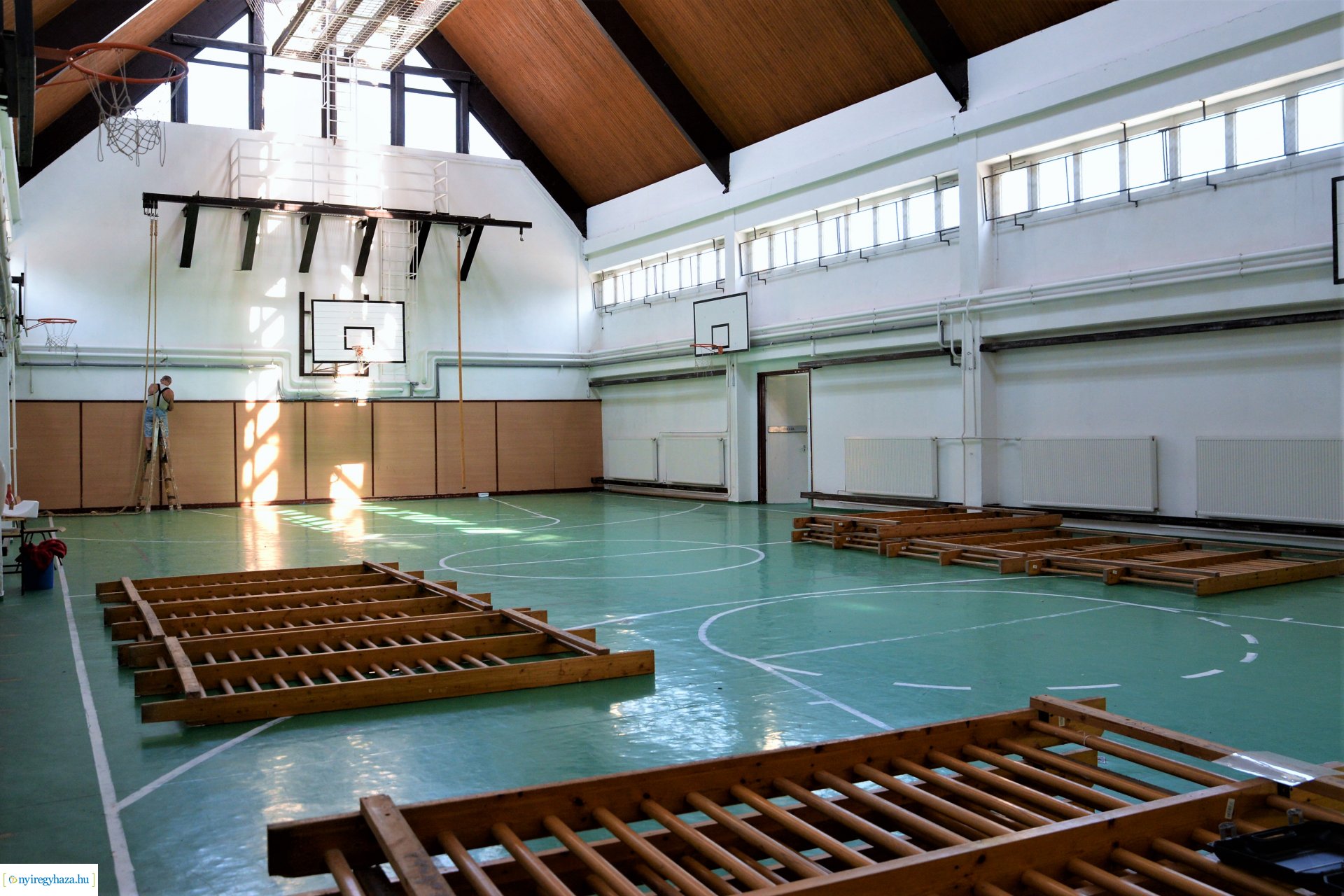 Tornaterem felújítás Borbányán