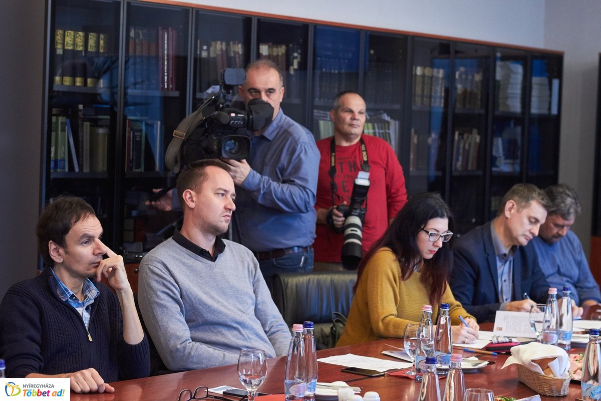 Törvényszéki sajtótájékoztató 20191118