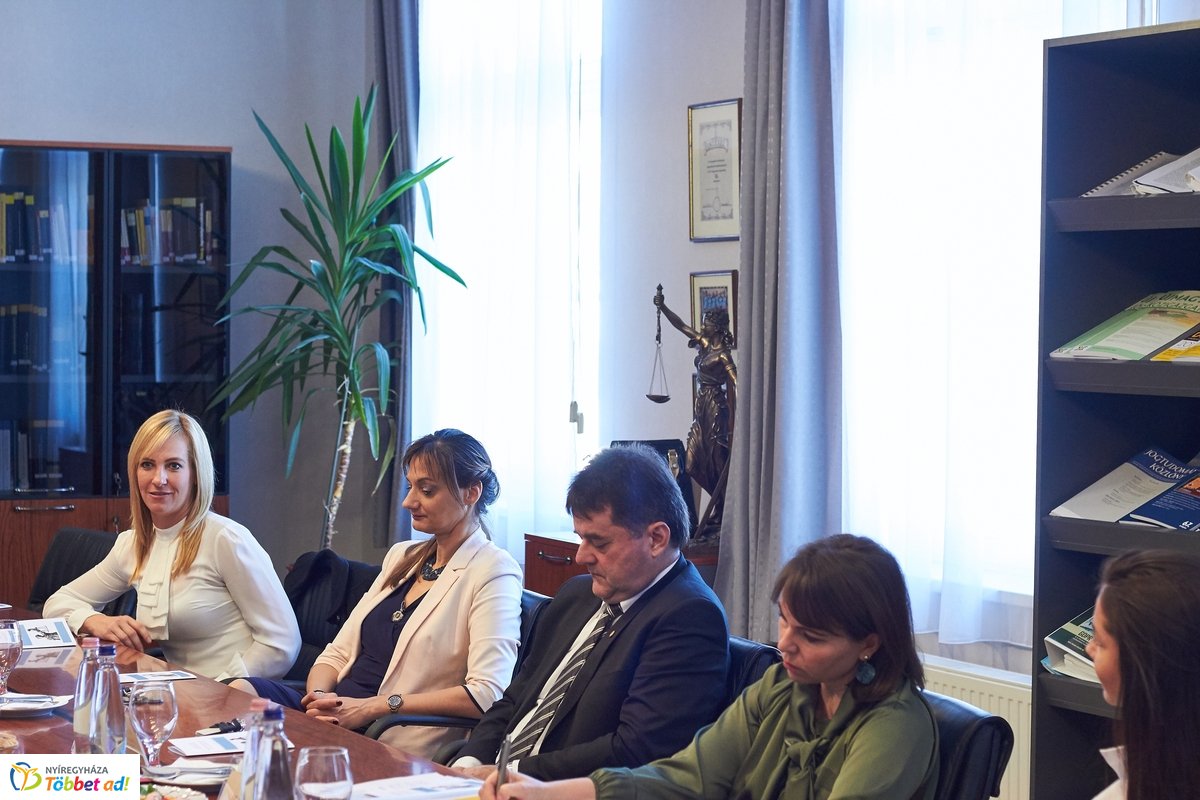 Törvényszéki sajtótájékoztató 20191118