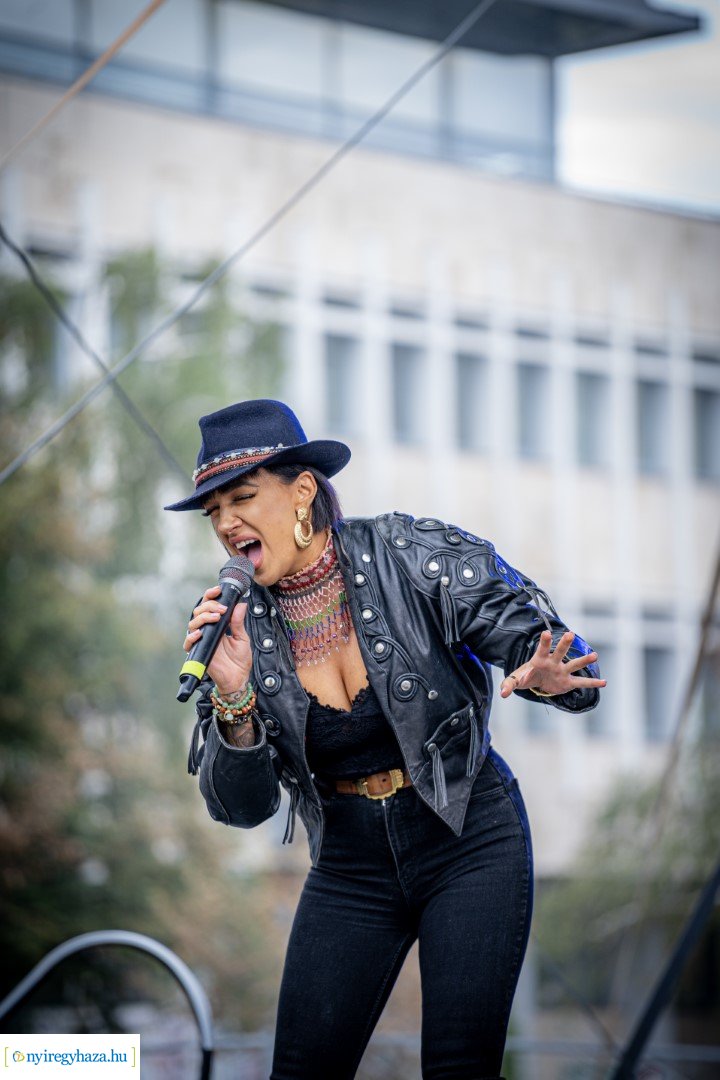 Tóth Gabi és  Fricska együttes a Tirpák Fesztiválon