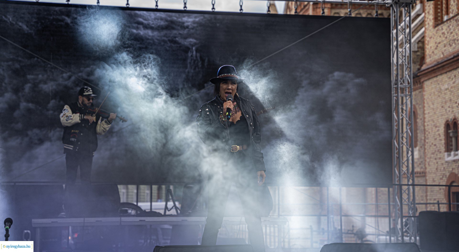 Tóth Gabi és  Fricska együttes a Tirpák Fesztiválon