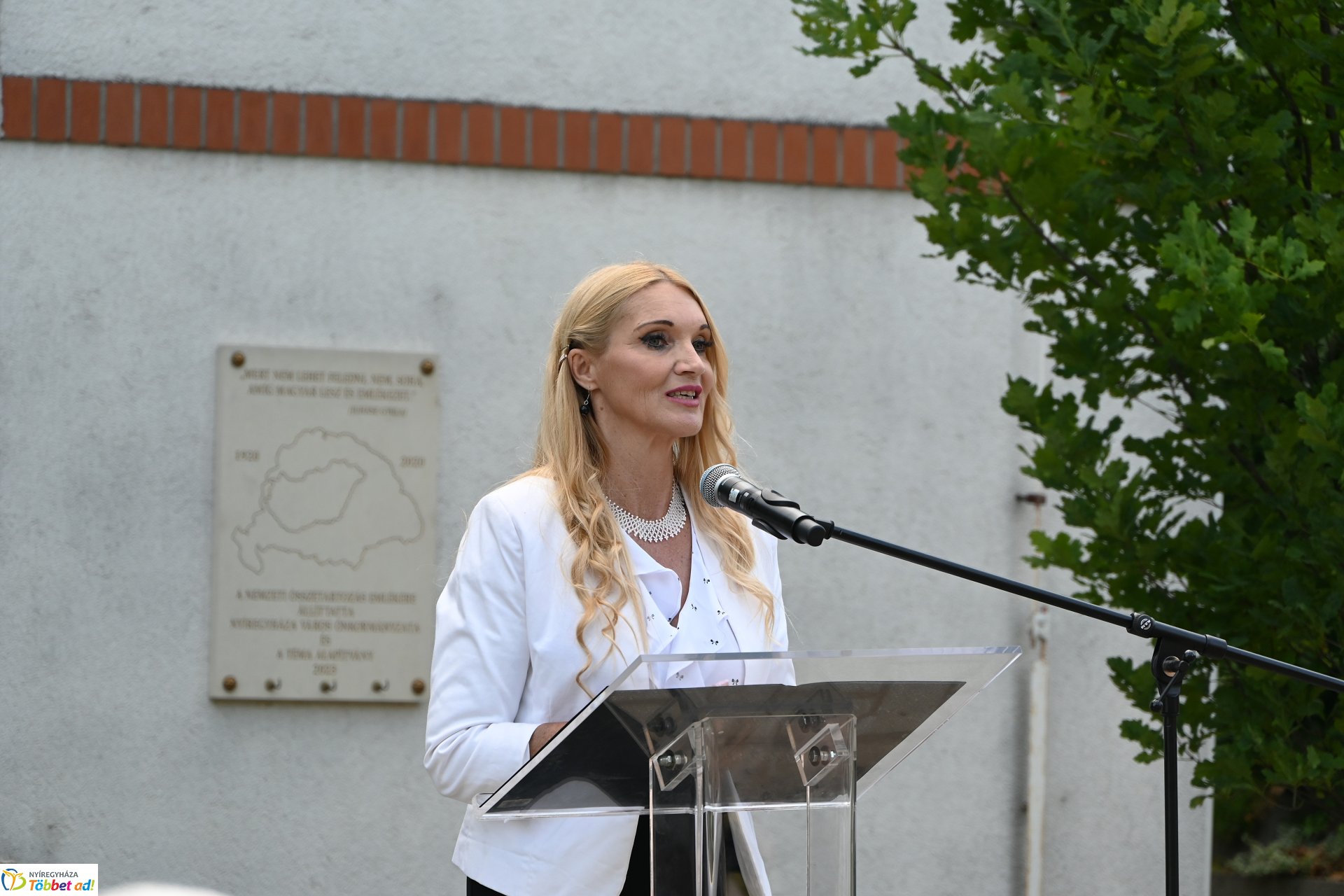 Trianoni megemlékezés Sóstóhegyen 