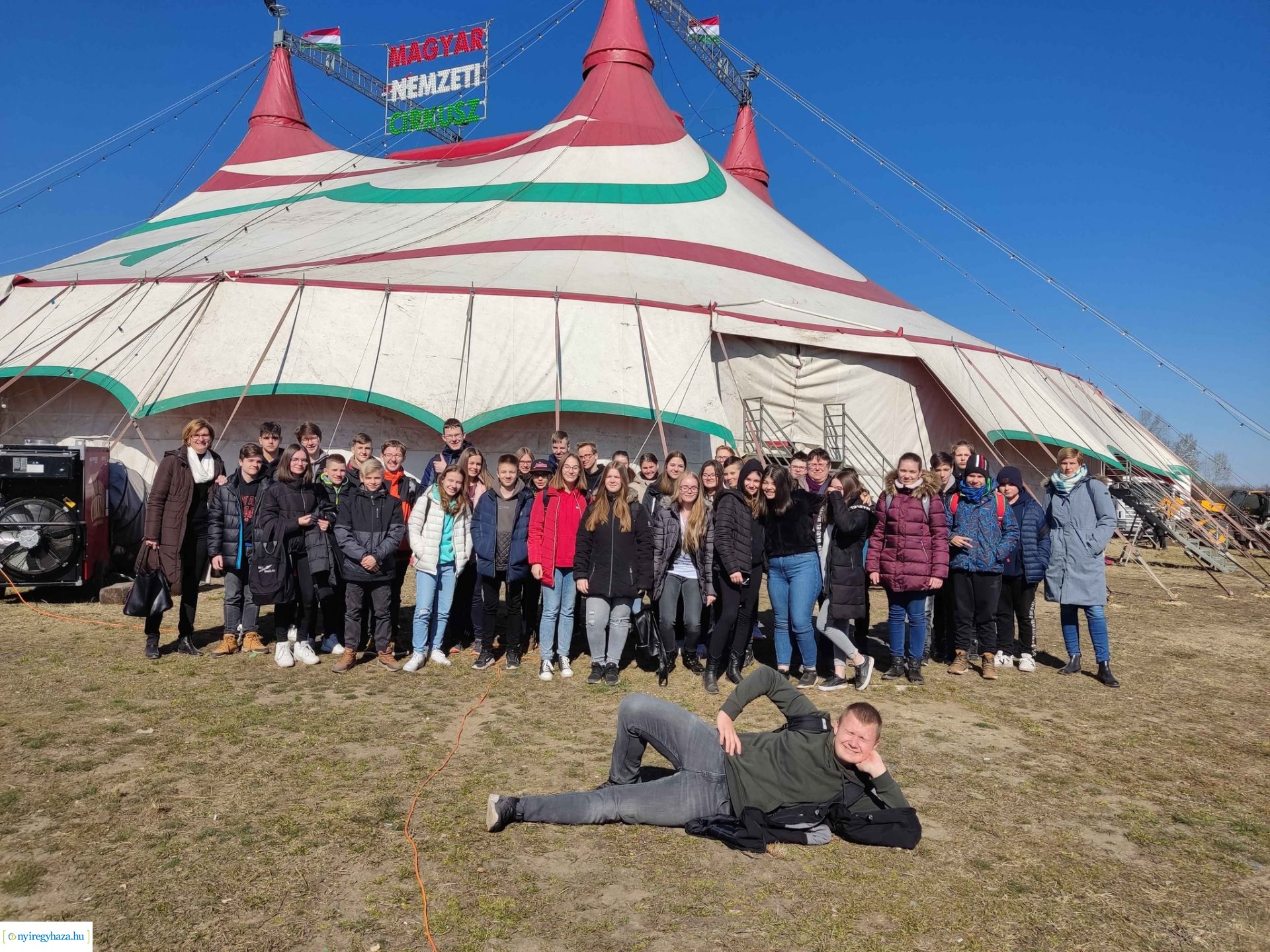 Tudomány a porondon tehetséggazdagító program a Mórában
