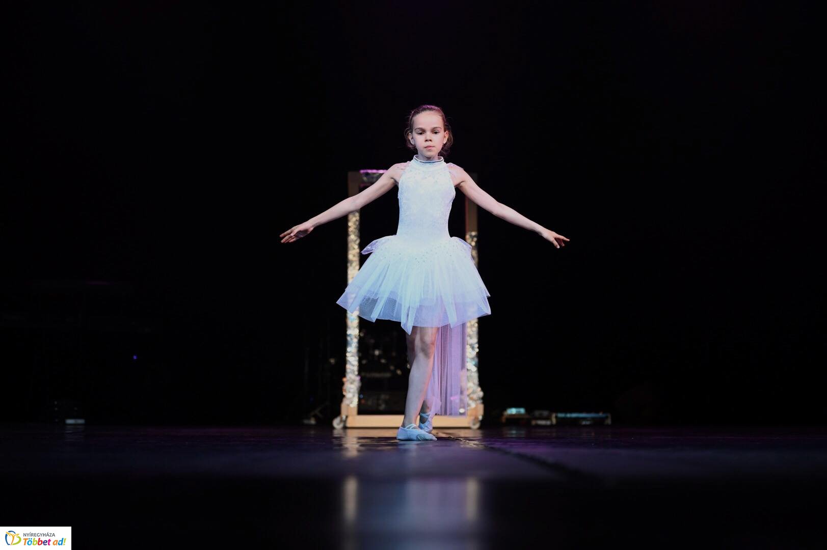 Tükörvilág – Gálaestet tartott a Princess Balettiskola 