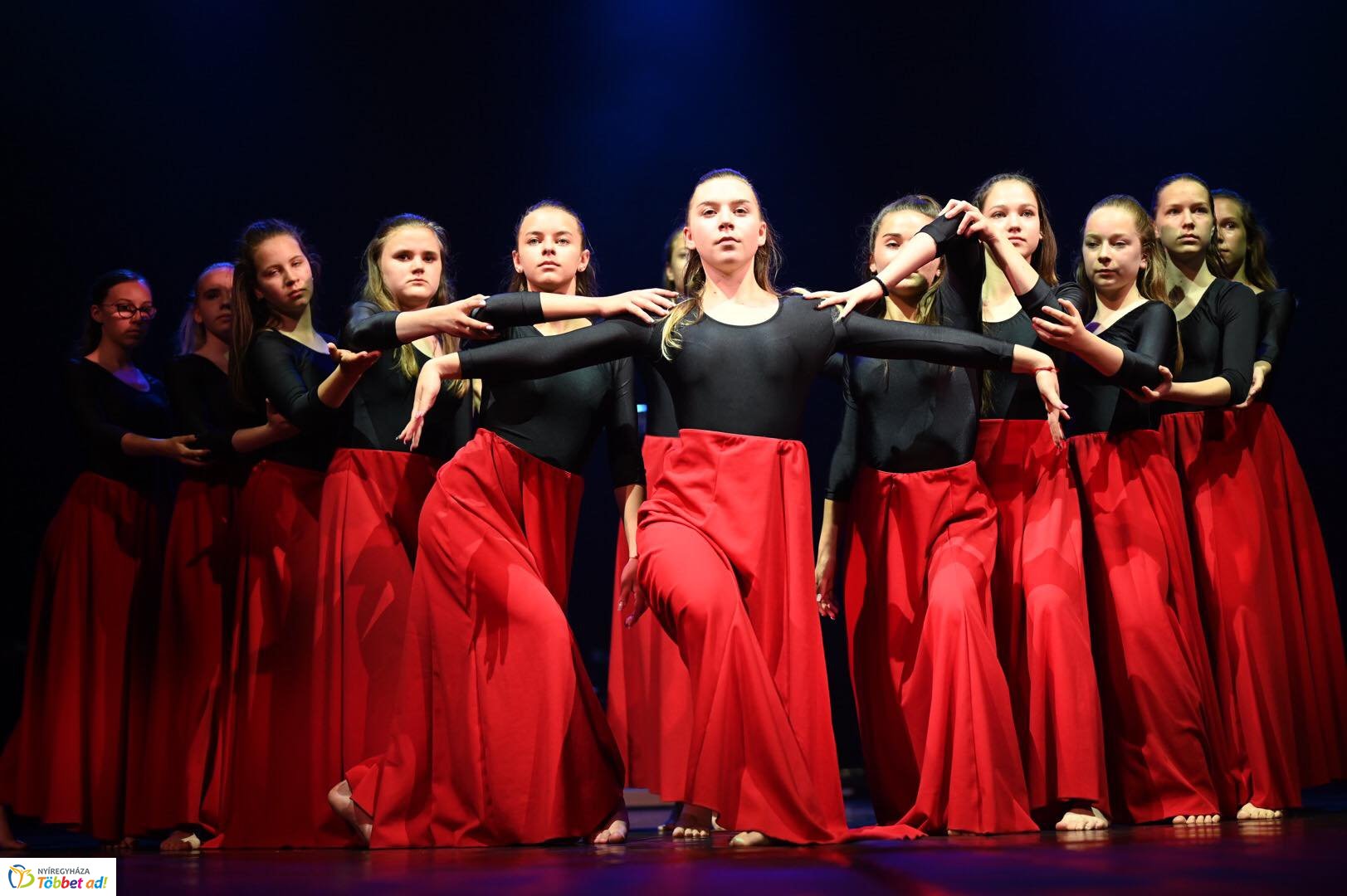 Tükörvilág – Gálaestet tartott a Princess Balettiskola 