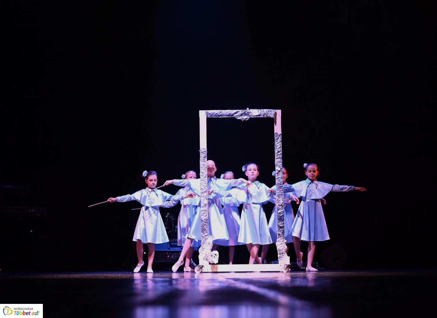 Tükörvilág – Gálaestet tartott a Princess Balettiskola 