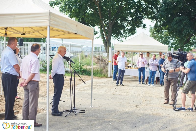 Tünde utcai átadó