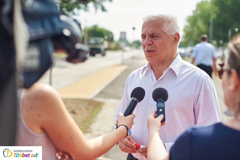 Tünde utcai átadó