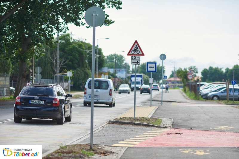 Tünde utcai átadó