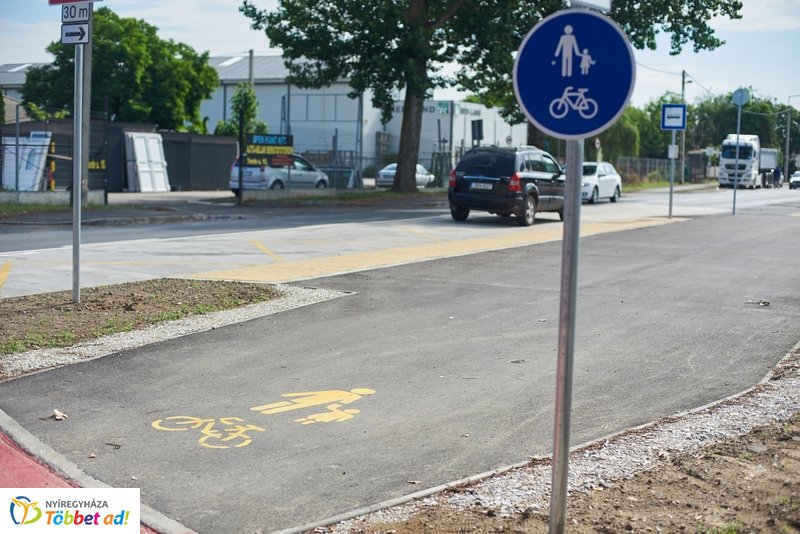 Tünde utcai átadó