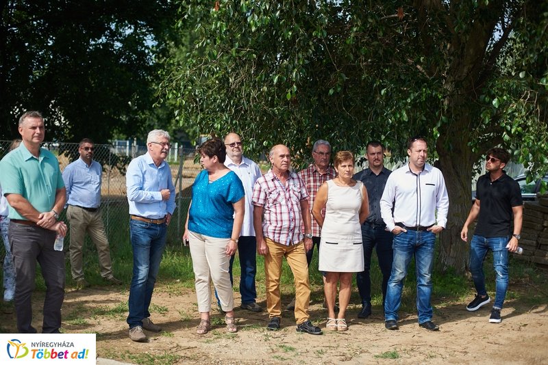 Tünde utcai átadó