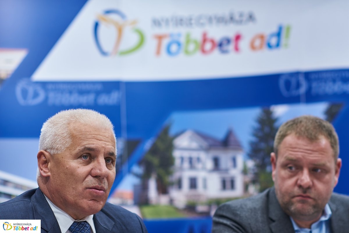 Turisztikai sajtótájékoztató a Bencs Villában