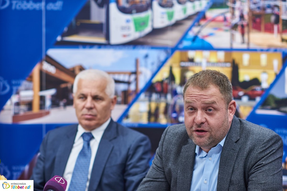 Turisztikai sajtótájékoztató a Bencs Villában