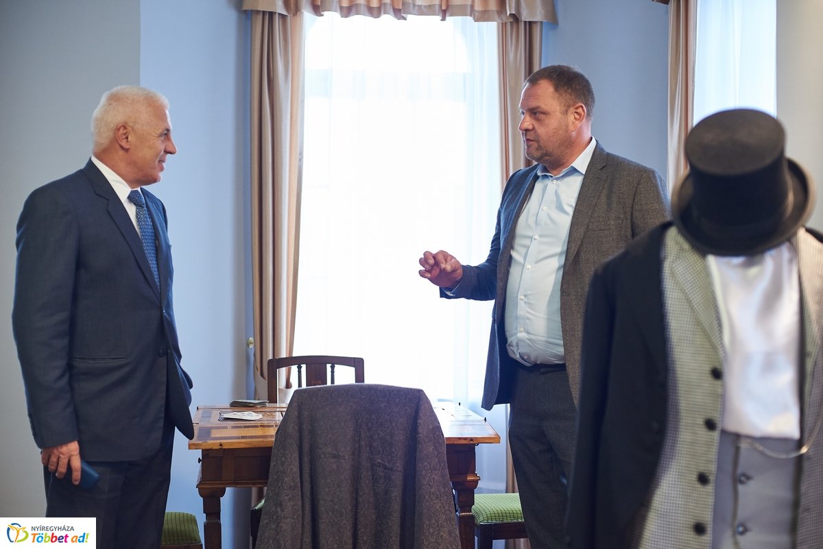 Turisztikai sajtótájékoztató a Bencs Villában