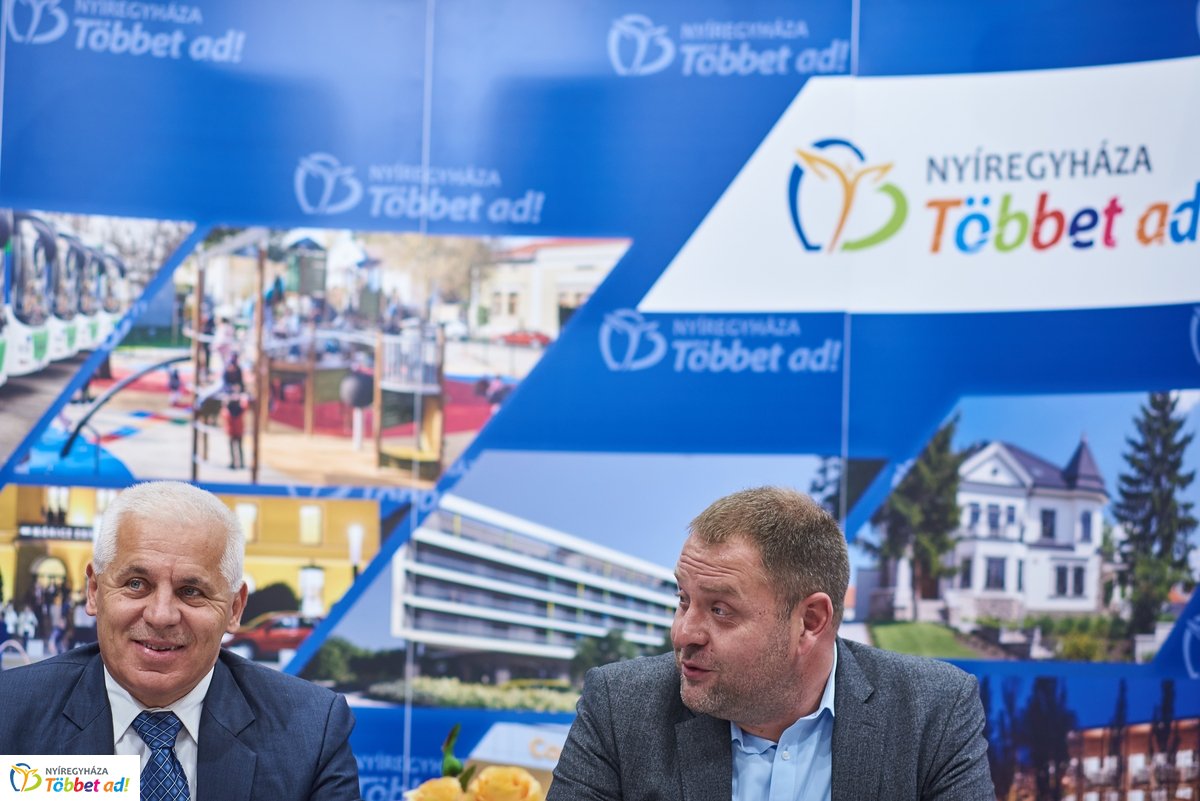 Turisztikai sajtótájékoztató a Bencs Villában