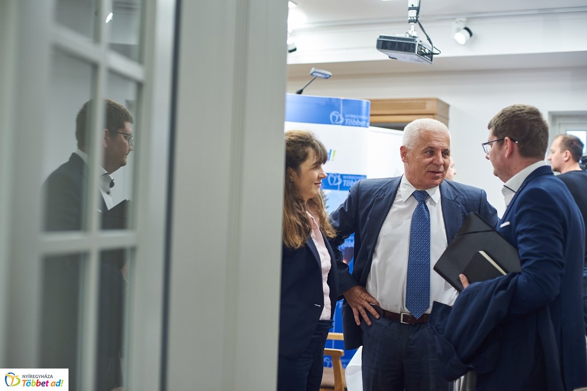 Turisztikai sajtótájékoztató a Bencs Villában