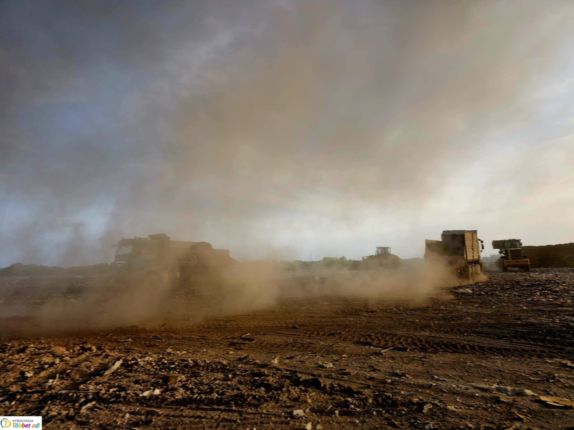 Tűz a szeméttelepen