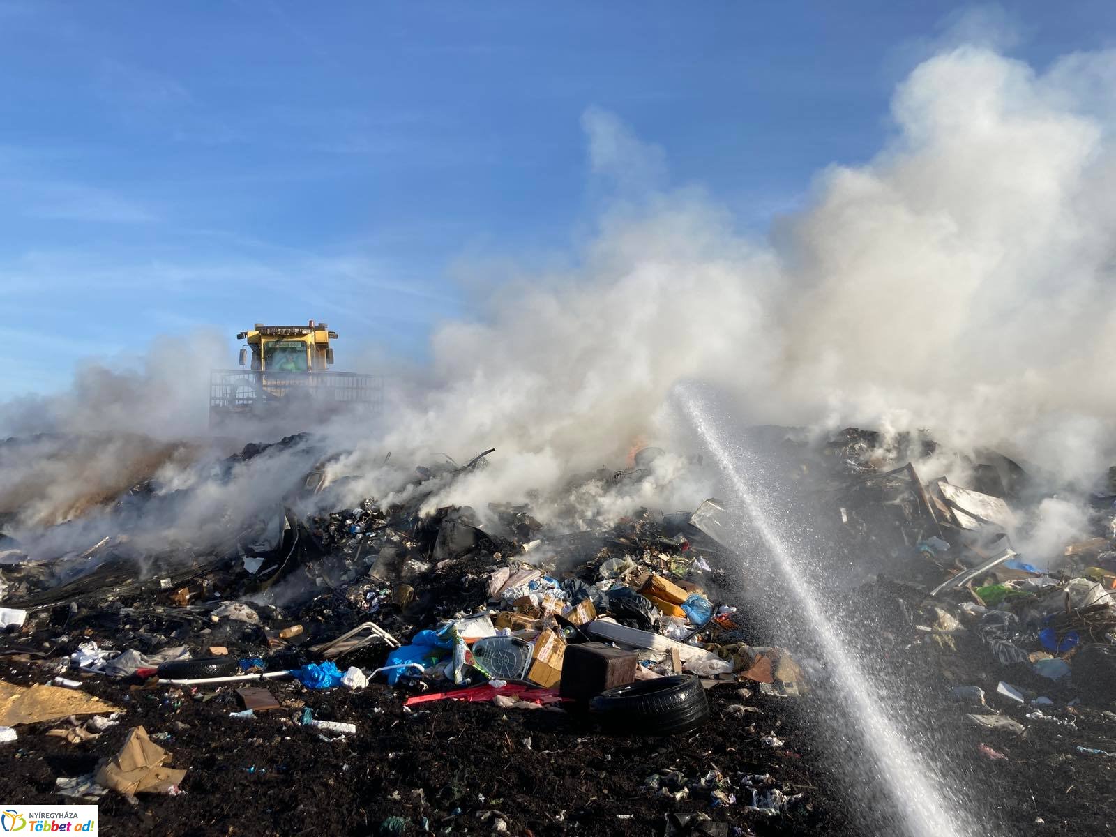 Tűz a szeméttelepen