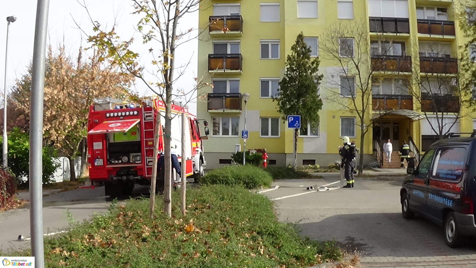 Tűz ütött ki egy Toldi úti társasház erkélyén