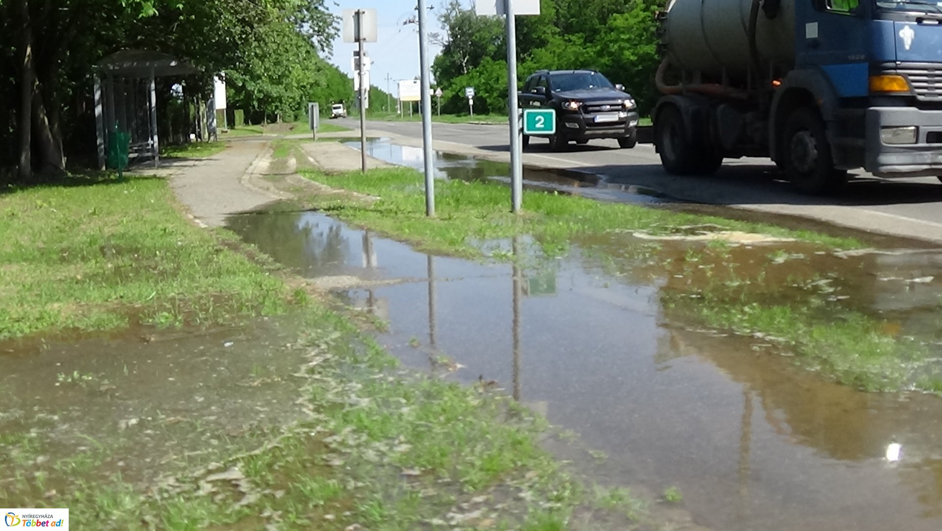 Tűzcsapot törtek a Westsik Vilmos utcán