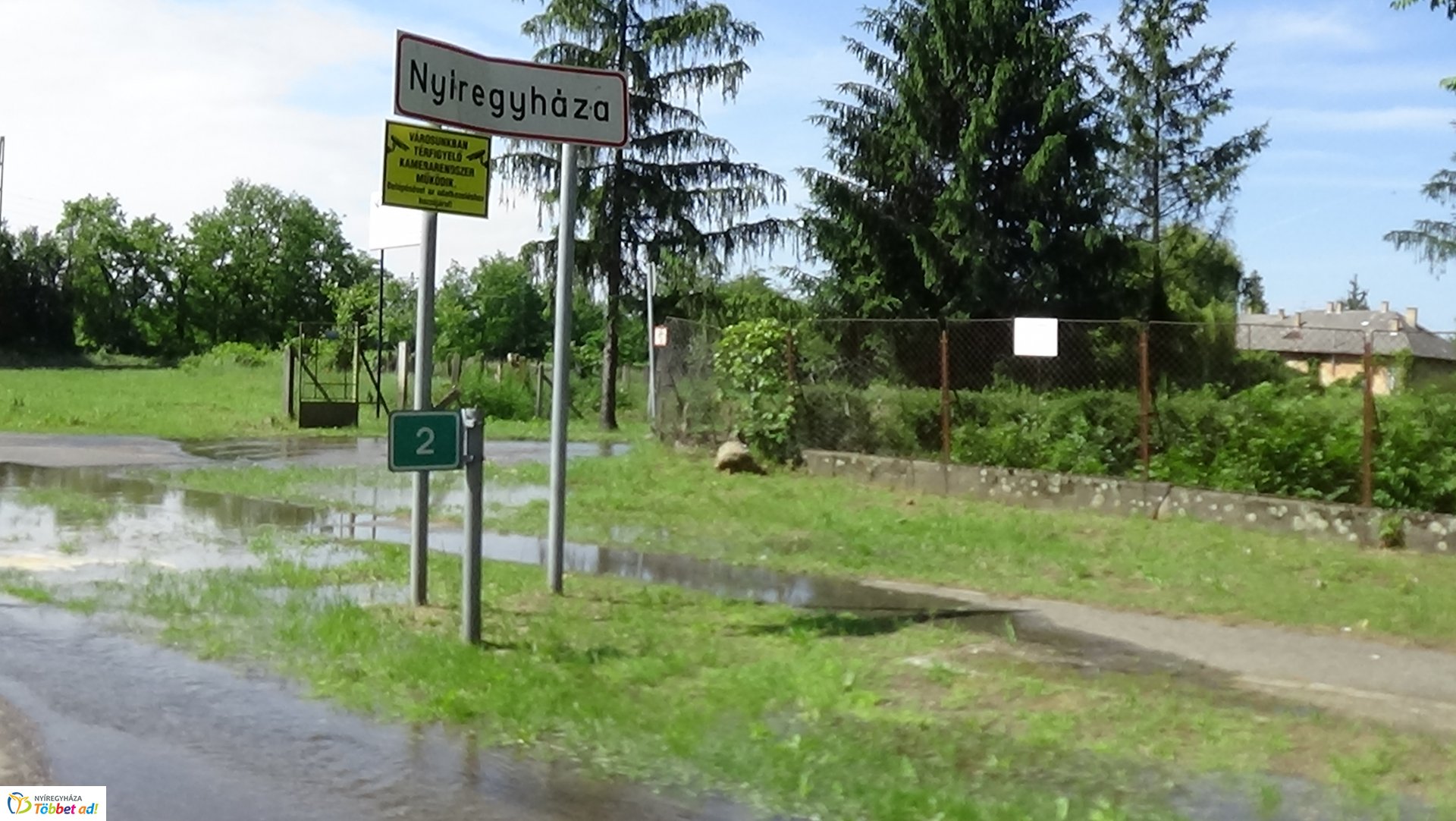 Tűzcsapot törtek a Westsik Vilmos utcán