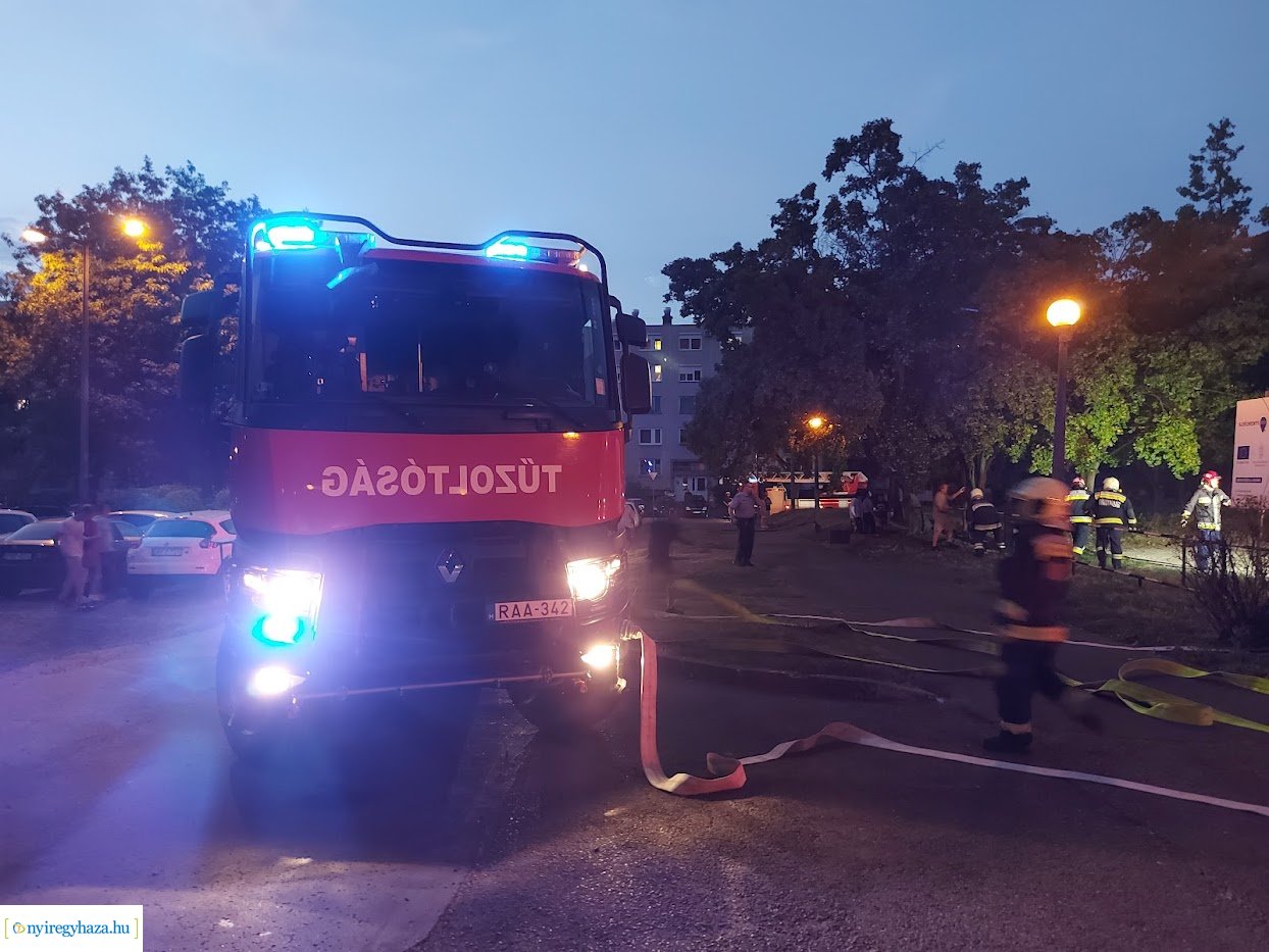 Tűzeset a Május 1. téren