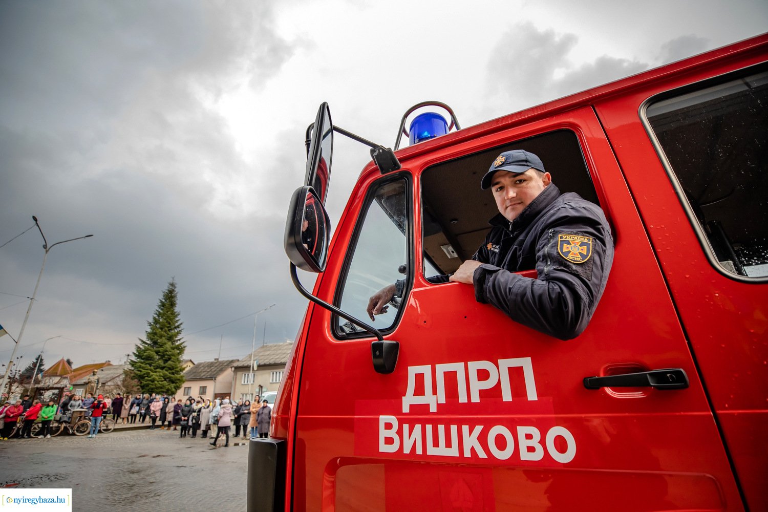 Tűzoltóautókat adományozott a Katolikus Karitász kárpátaljai településeknek 