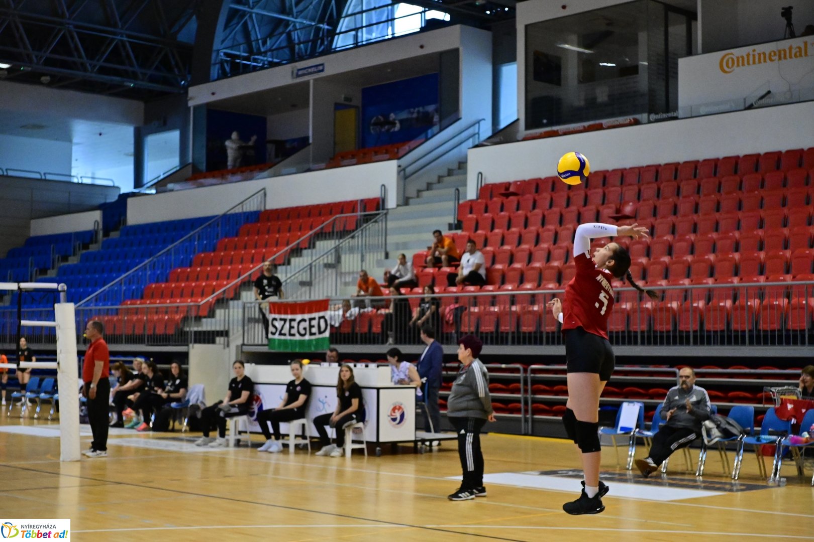 U15 leány röplabda az Arénában 2025 májusában