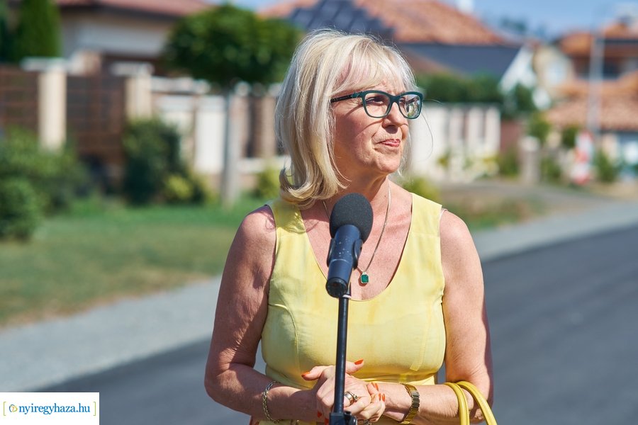 Új aszfaltot kapott a Futó köz