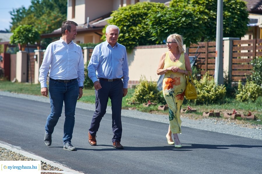 Új aszfaltot kapott a Futó köz