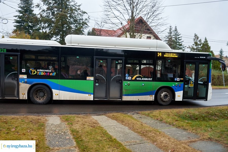 Új aszfaltút a Muskotály utcán