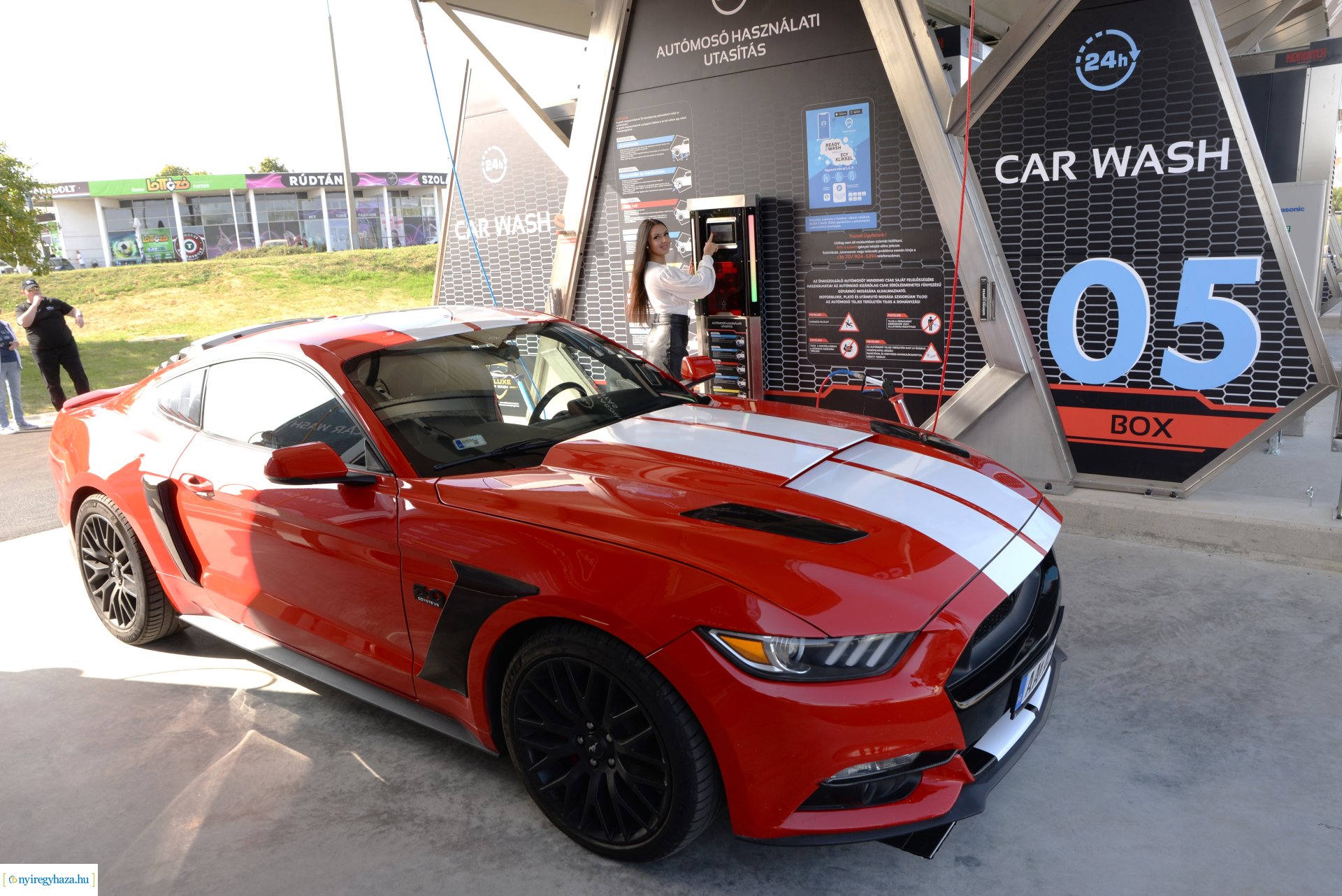 Új autómosó nyílt Nyíregyházán