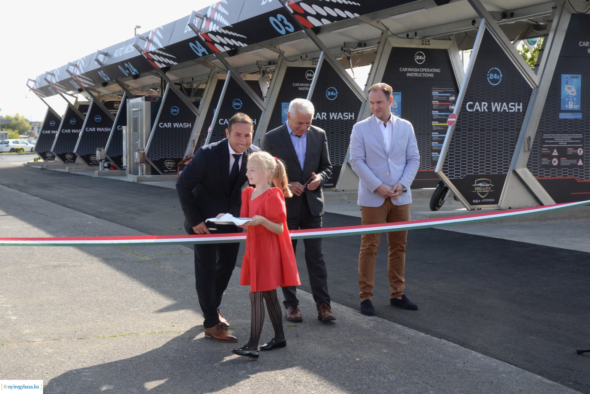 Új autómosó nyílt Nyíregyházán