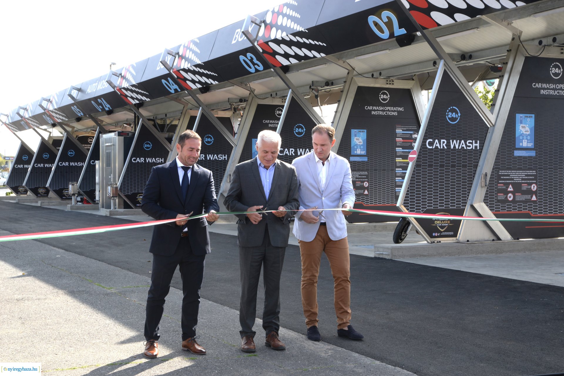 Új autómosó nyílt Nyíregyházán