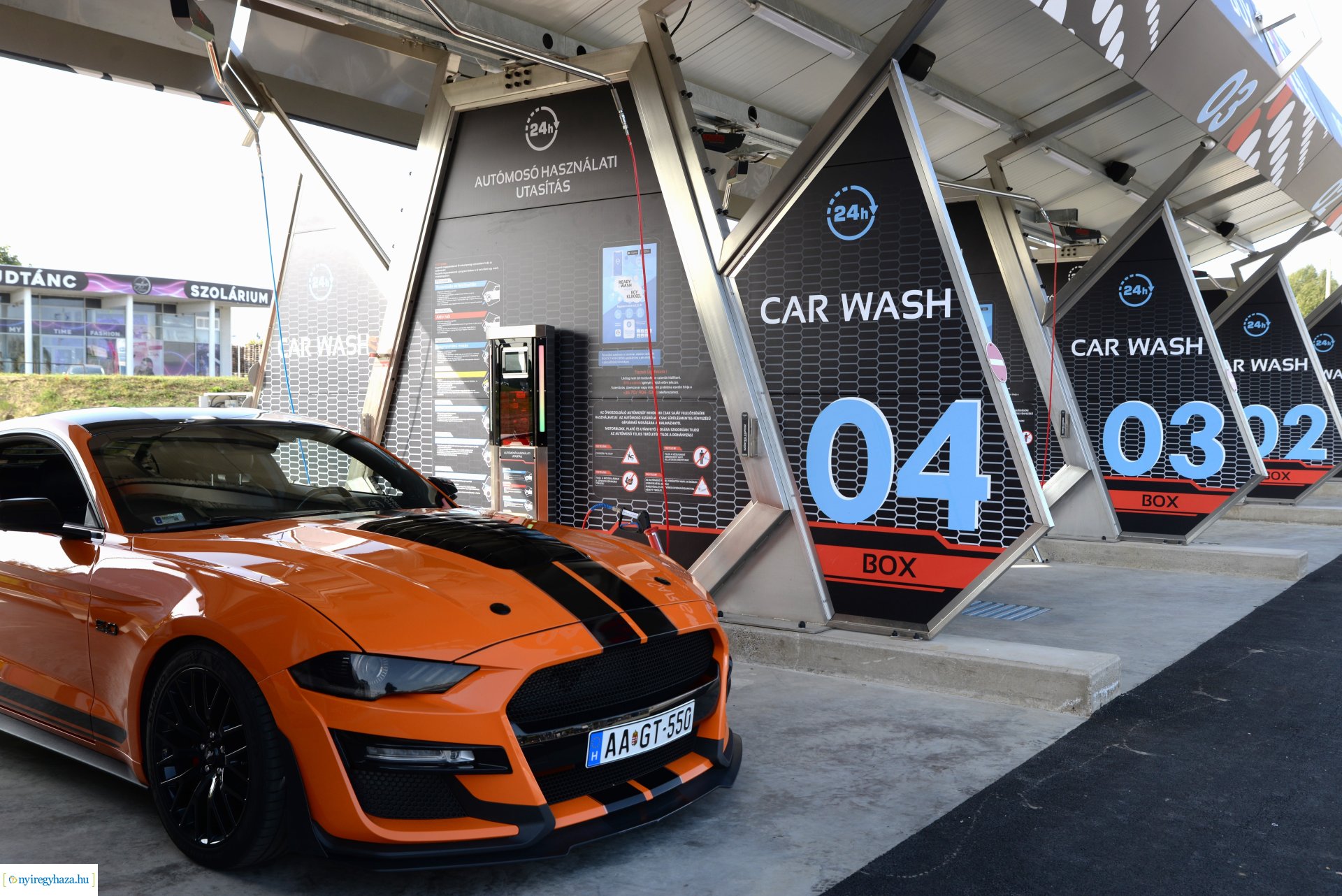 Új autómosó nyílt Nyíregyházán