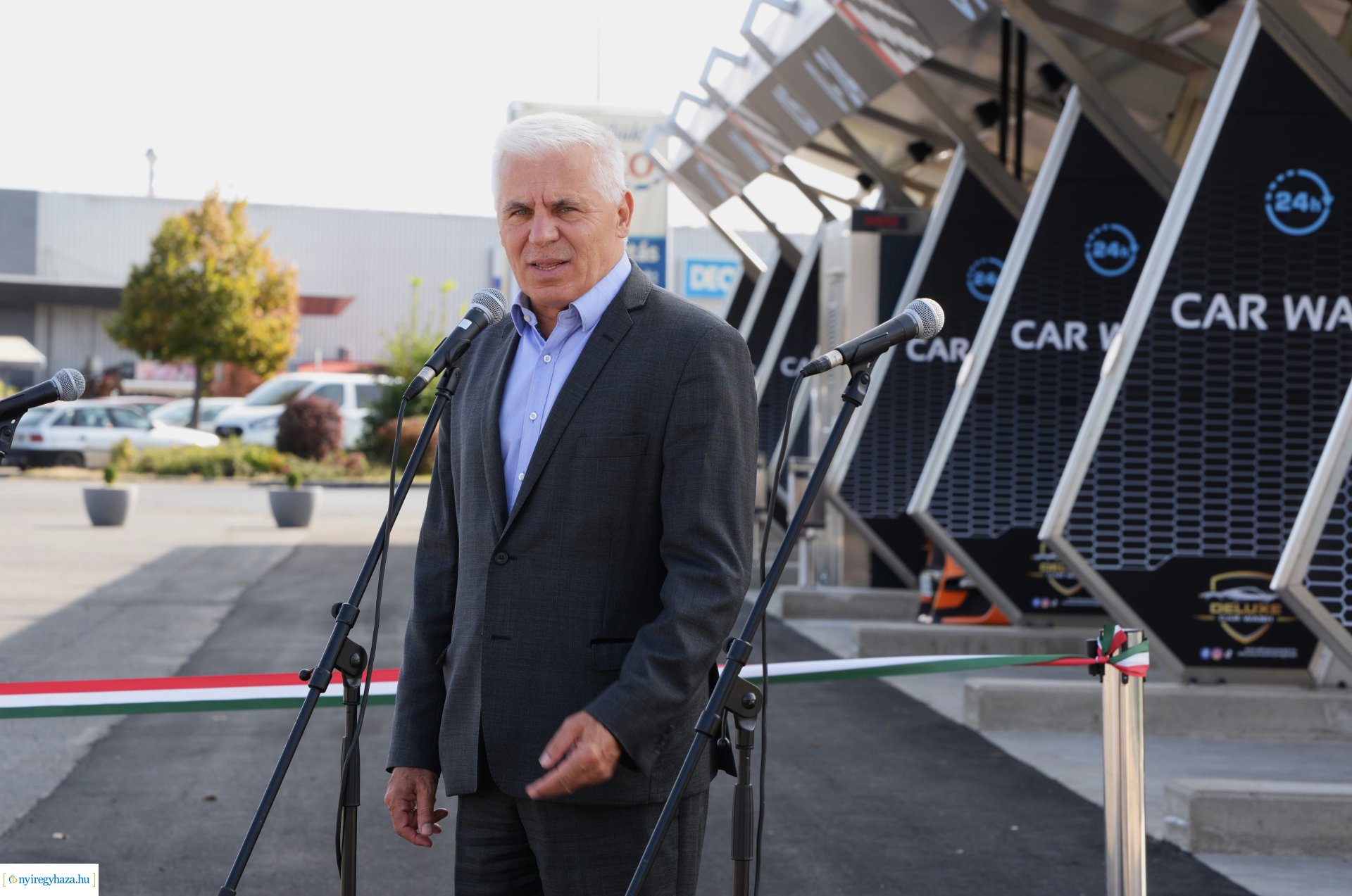 Új autómosó nyílt Nyíregyházán