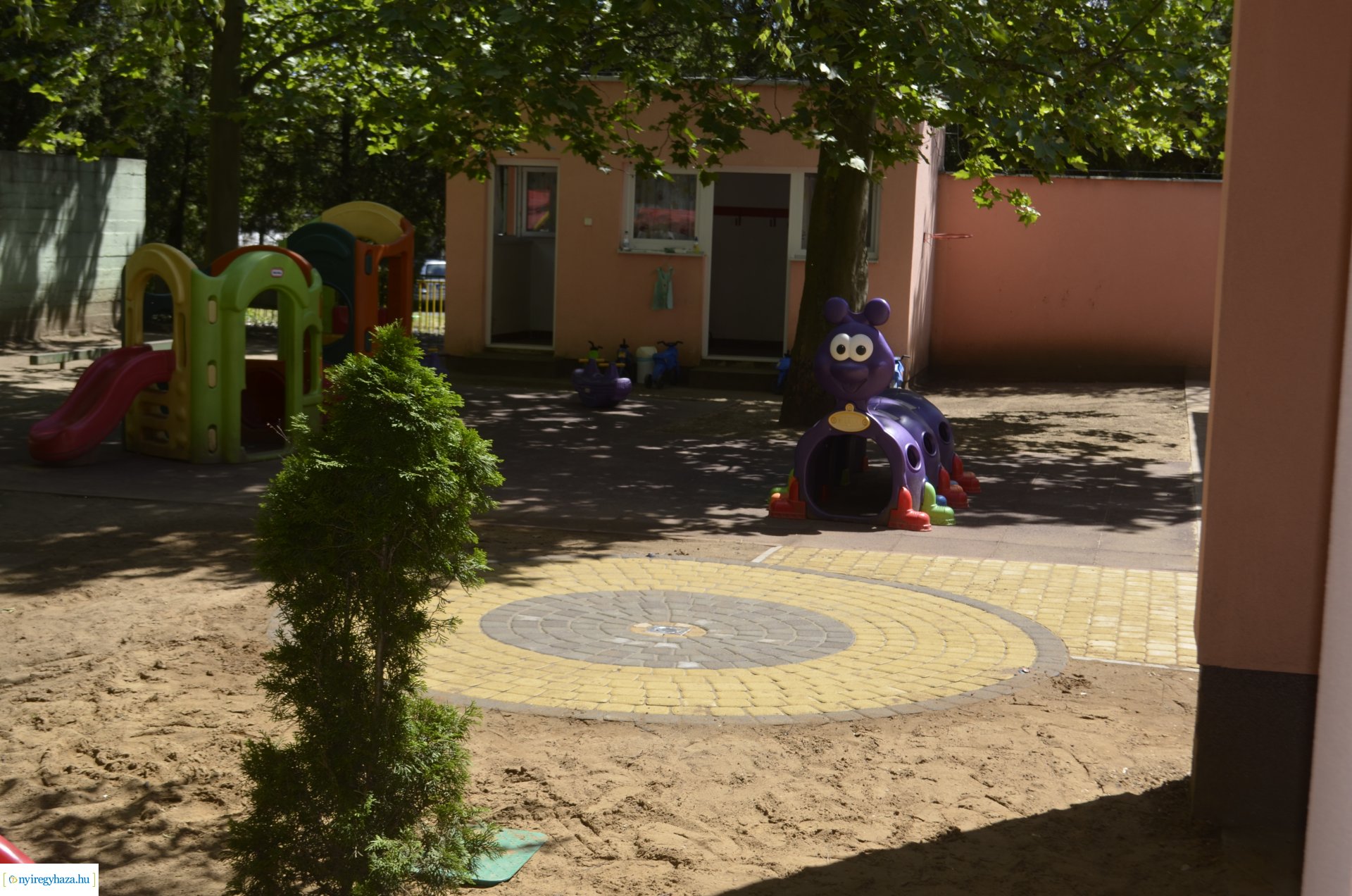 Új bölcsődei férőhelyek kialakítása Nyíregyházán