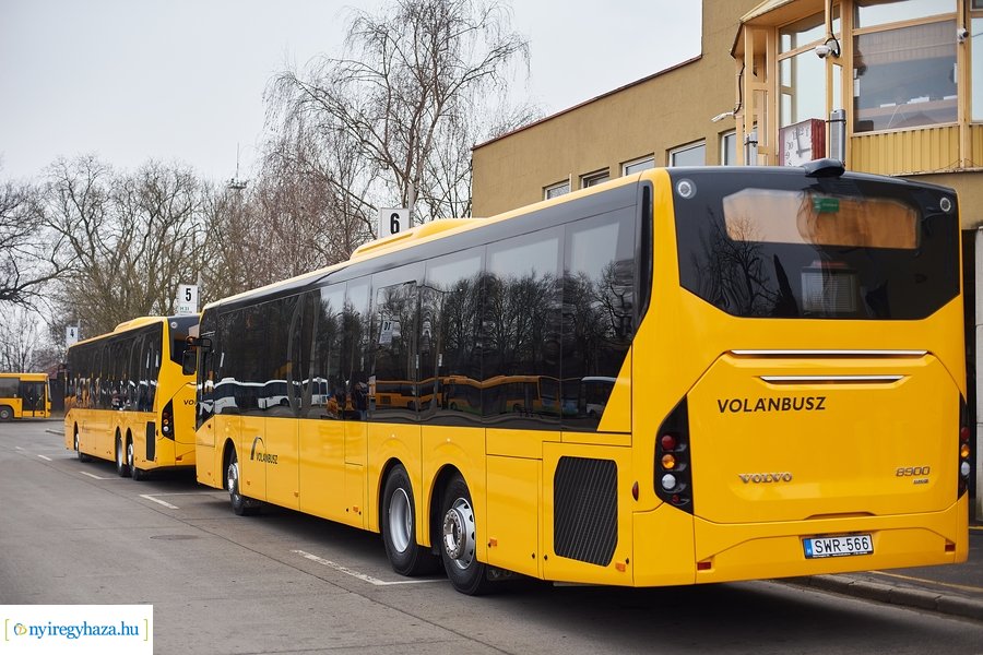 Új autóbusz bemutató Nyíregyházán