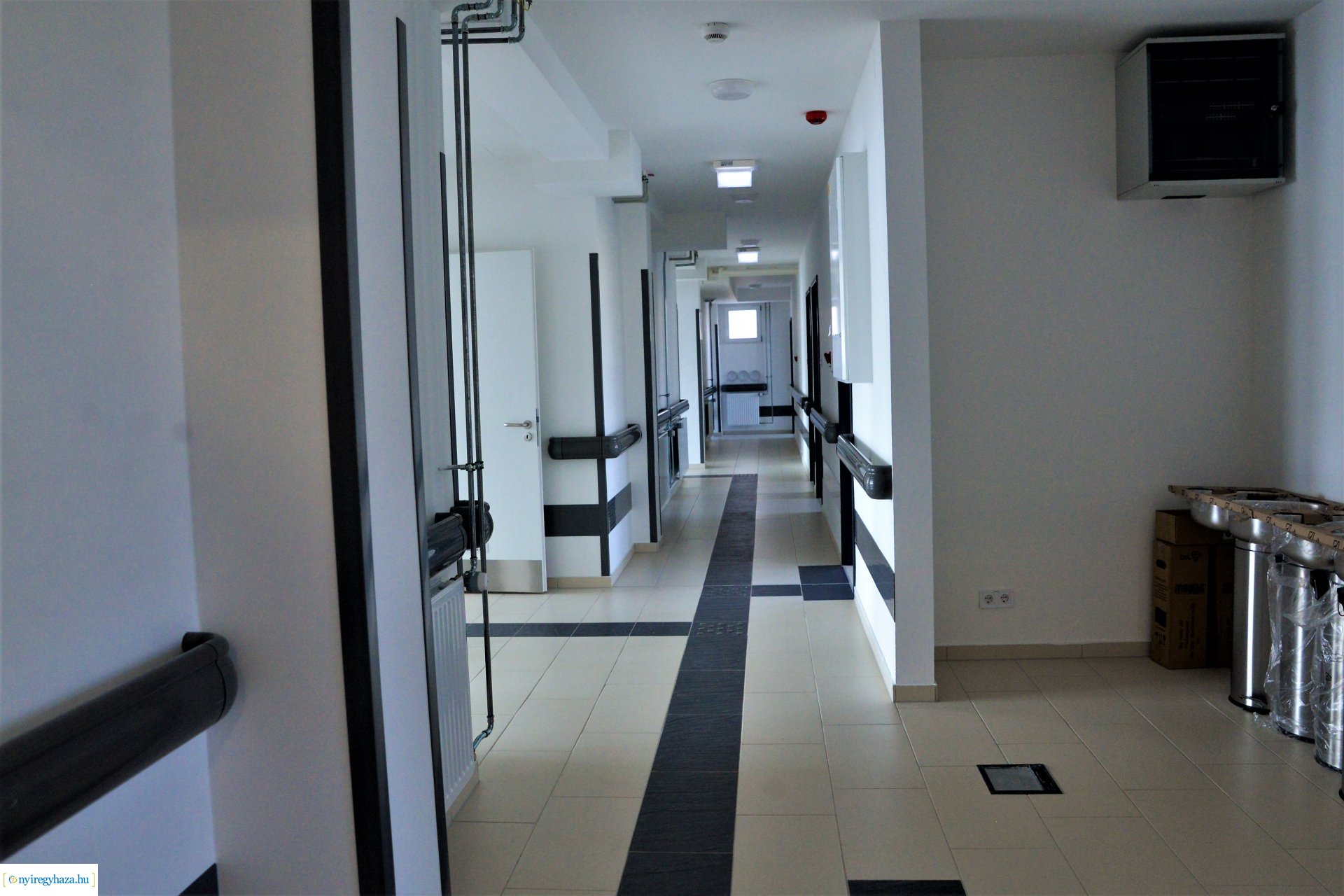 Új egészségügyi centrum bejárás a Tokaji úton