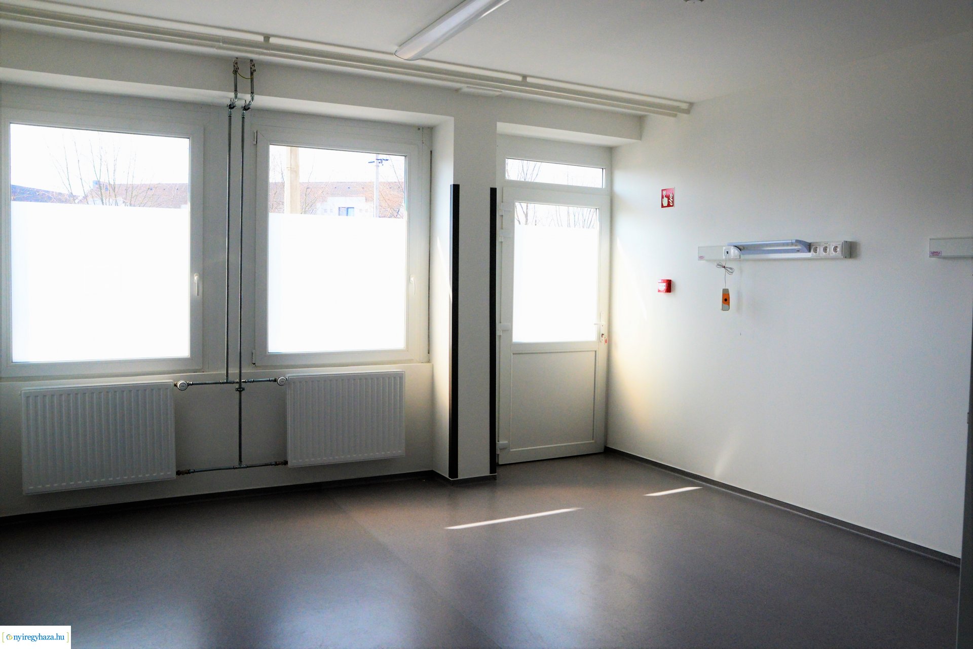 Új egészségügyi centrum bejárás a Tokaji úton