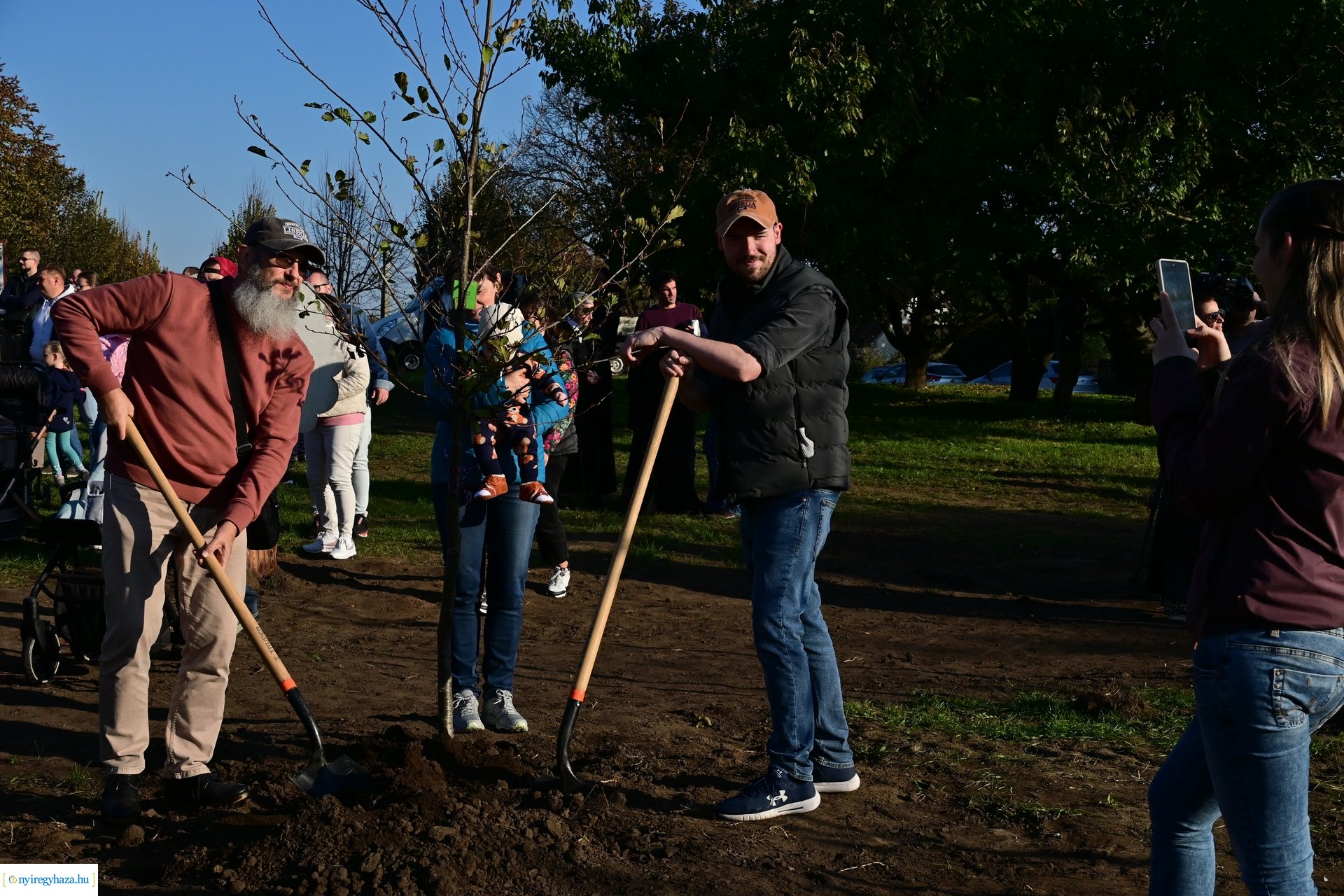 Új Életfa Liget 2024