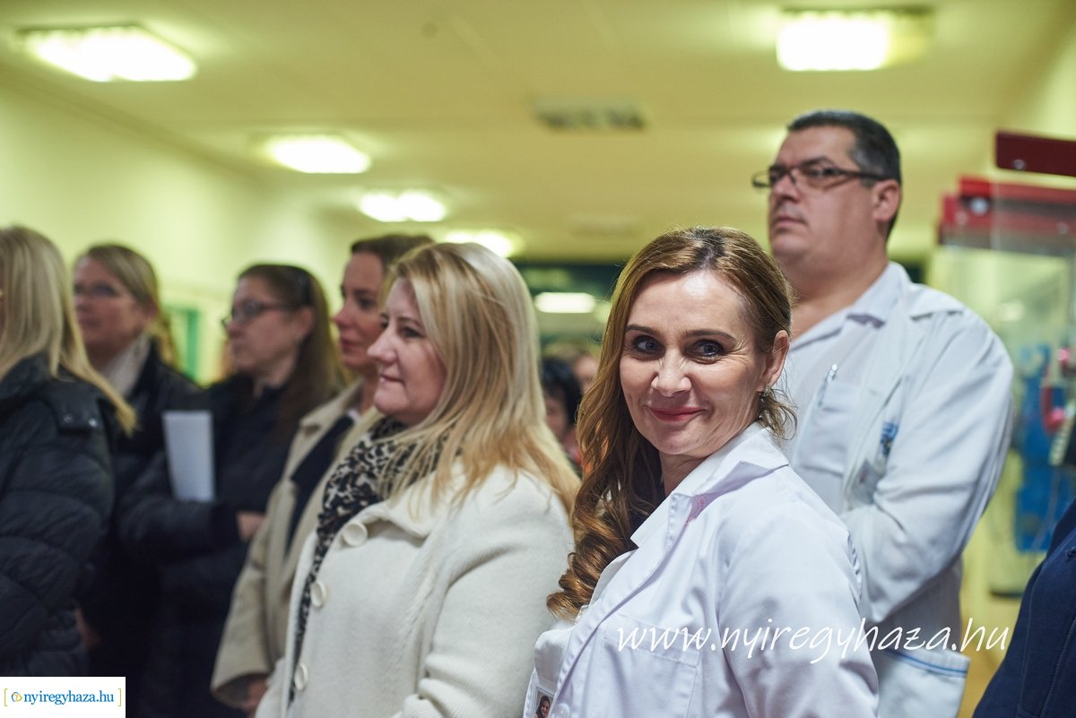 Új éremportrék a kórházban