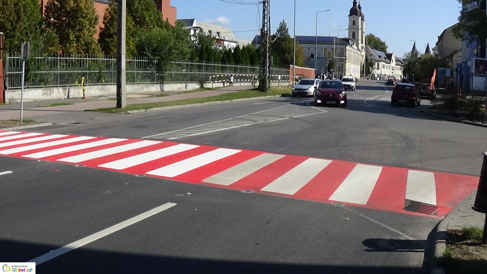 Új festést kapnak a a Bethlen Gábor utcán a zebrák