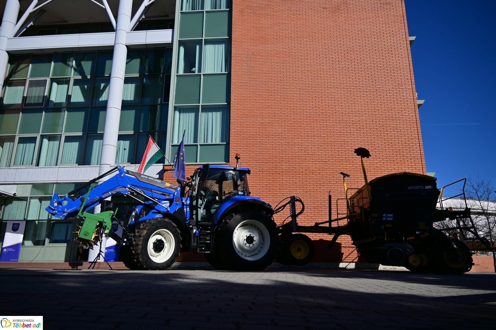 Új gépek átadása a Nyíregyházi Egyetemen - 2026